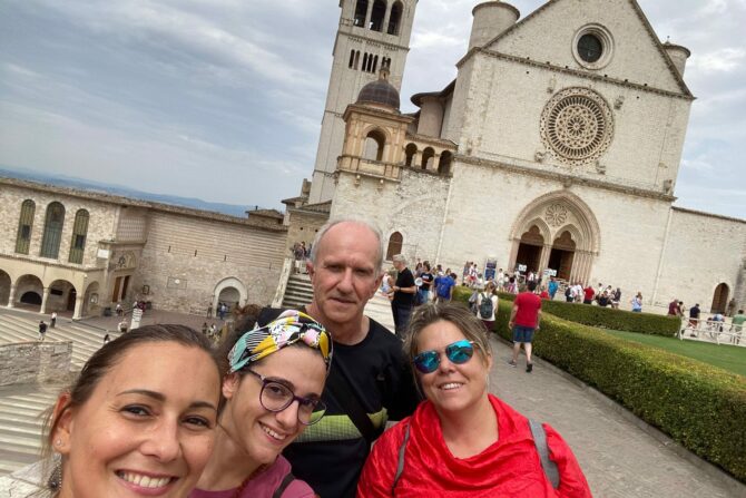 Sempre grata per questo percorso yogico e a tutte le persone/Anime che hanno condiviso il nostro Centro  Dharma .  
Il Centro Dharma propone momenti di esperienze di convivialità, …